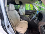 運転席シート廻りは使用感も少なく、良好な状態となっています。丁寧に使われていたことがよくわかりますね。