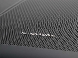 【harman/kardon】世界のオーディオファン垂涎のプレミアムサウンドシステムを搭載。原音に近い音場空間を忠実に再現。乗る人すべてに最良の音響体験を提供します。