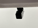 【室内カメラ】前後方カメラでは映しきれない車内・車側面をカバー!駐車中の当て逃げ・いたずらや車上荒らしなどをしっかりと記録します。