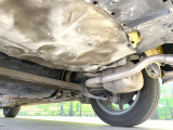お車を安心してお乗りいただく為には、足回りの定期点検が欠かせません。サービスサポート(有償保証)では無料点検もご提供しており、安心のカーライフをお過ごしいただけるサポート体制が整っています。