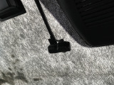 運転中の映像・音声などを記録して、交通事故やトラブルが起きた時の正確な状況把握に役立つドライブレコーダーが装着されています。