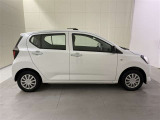 一目でわかる品質表示。厳しいチェックをクリアした高品質車両を揃えています。