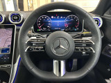 メルセデス・ベンツ車は、妥協を許さない常に高水準の技術と品質をもって製造されており、いつもでも変わらぬ価値を提供いたしております。