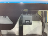 今や当たり前、純正ドラレコ(フロント)