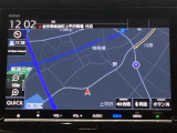 ナビゲーションはフルセグTV、インターナビ対応のGathers純正メモリーナビを搭載しています。Bluetoothオーディオ機能がありますので、スマートフォンなどの音楽も再生できます。