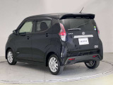 【ワイド保証】日産販売店の中古車には、無料で保証が付いています。走行距離無制限で、無料保証期間は1年間から。品質に自信があるから実現した、日産ならではの保証です。