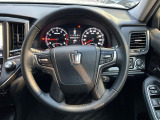 【純正革巻きステアリング】上質な革を使用することで、手にしっかり馴染みとても運転しやすいハンドルです♪