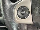 ステアリングにオーディオ操作スイッチが付いています。オーディオ画面に直接タッチしなくても操作が出来ますので、運転に集中できます。