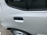 清潔な中古車展示場で皆様のご来店をお待ちしています。