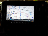 ナビゲーション装備。多彩な機能で快適ドライブをアシスト。オーディオ機能も充実していますね。