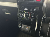 オートエアコンは温度を設定するだけで、自動で風量などを設定してくれます。運転しながら操作も必要ないので、安全性も向上します。
