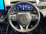【純正革巻きステアリング】上質な革を使用することで、手にしっかり馴染みとても運転しやすいハンドルです♪