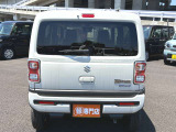 新車と同様の保証(有料)がつけられます。また各地域の店舗に最新の大型整備工場とプロメカニックが常駐しておりアフターメンテナンスもお任せください。