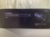 ハンドル操作をアシストすることにより車線からの逸脱回避を支援します。