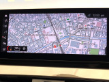 ●純正ナビ:一体感のあるナビは、高級感ある車内を演出してくれます。オーディオ機能も充実しておりますので、運転もより楽しめます♪