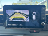 バックでの駐車が苦手な方や運転にあまり自信のない方でも後方の視界をしっかりサポート。安心して車庫入れが出来るバックカメラを装備しています!