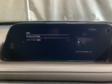 Apple Carplay・Android Auto対応!マツダ コネクト(コマンダーコントロール)でスマートフォンを操作して、通話、音楽を聴いたり、マップで目的地を調べることができます。