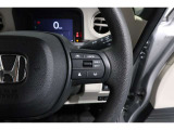 Hondaセンシングの機能のひとつ、アダプティブクルーズコントロール付!アクセルから足を離しても設定したスピードと前車との車間を保ち走行してくれます!車線維持もアシスト☆高速道路で疲労軽減ですね☆