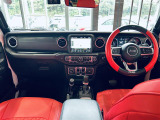 ラングラー アンリミテッド サハラ 4WD 本革シート