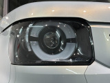 LEDヘッドライトは、点灯の瞬間から最大光量を発揮し、突然暗くなるトンネルなどでの安定感を高めます。