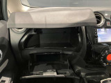 収納スペースもたくさん有ります☆車検証や小物類などすっきり収納♪