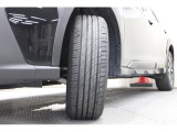 サマータイヤはトーヨータイヤ「プロクセスCL1 SUV」新品に交換済み。