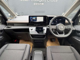 ◆◆◆運転席まわりはこのように機能的にまとまっています。