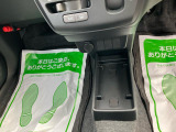 中古車をお選びいただく際に気になる走行距離や修復歴などに加えてキズ・凹みの有無・状態や消耗品の交換、今までの整備状況が &ldquo;ダイハツ認定中古車カルテ&rdquo;でわかります。
