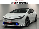 スタイリッシュなボディデザインと環境への配慮がされた低燃費のプリウスです。