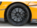 10スポークスーパーライトウエイト鍛造ホイール グロスブラックホイールフィニッシュ