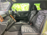 運転しやすい配置で、操作性も抜群。機能的なデザインで、快適なドライブをサポートします。