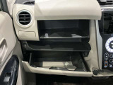 収納スペースもたくさん有ります☆車検証や小物類などすっきり収納♪