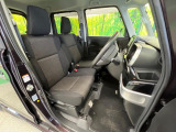 ドライバーによって運転しやすいポジションは異なり、あの車はどうなのか不安なこともありますよね。気になるお車は店頭で乗り込んでご確認いただけます♪