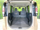 普段のお買い物や通勤、送迎等に十分な荷室スペースを確保しております。セカンドシートを倒すと、大きな荷物の積載も可能です♪