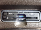 ■【ETC車載器】が装備されています。セットアップをしてお渡しとなり、ETCカードを差し込むだけで高速道路の利用が可能です。