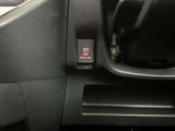 電動パーキングブレーキ装備。