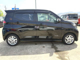 【届出(登録)済未使用車とは】自動車の分類では「新車」「中古車」この2種類しかありません。走行距離が100km未満かつ初度登録または初度届出された車両を「届出(登録)済未使用車」と呼んでいます。