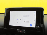ディスプレイオーディオ(コネクティッドナビ対応)搭載。Tコネクトご契約で2029年9月までナビ機能が無償で利用できます。期限到来後は有償で継続可能です。(車載ナビは非搭載)