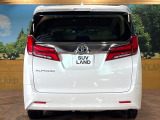 安心の最長10年・走行無制限保証(有償)をご用意。保証内容も充実はもちろん、無料点検&オイル交換や、年中無休の全国・24時間ロードサービスも付帯されておりますのでご安心下さい。