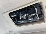 見栄えよくすっきりと収まるETC車載器です。高速道路の料金所をスムーズに通過でき、快適なドライブをサポートします。納車されたその日からすぐに遠出やロングドライブを楽しめます。