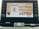多彩な情報を表示するモニターは、運転に必要な情報を的確に伝え、快適なドライブをサポートします。