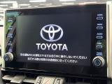 【9インチ ディスプレイオーディオ】大画面ディスプレイへお持ちのスマートフォンと連携して、ナビやbluetoothでの音楽再生が可能です♪デザインはもちろん操作性も良好!別途ナビ機能の取付可能です♪