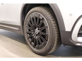 お気軽にお問い合わせください。Tel:075-325-0440 Mobile:070-2313-8676  中古車担当:時女まで