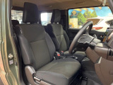 運転席シート廻りは使用感も少なく、良好な状態となっています。丁寧に使われていたことがよくわかりますね。