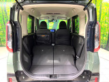 普段のお買い物や通勤、送迎等に十分な荷室スペースを確保しております。セカンドシートを倒すと、大きな荷物の積載も可能です♪