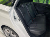 後部座席も気になるようなキズ・汚れやへたり等、大きなダメージはなく、良好な状態です。