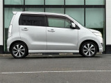 店舗にて現車の確認もいただけますので、お電話で在庫のご確認の上是非ご来店くださいませ。