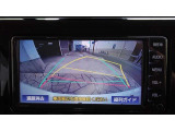 バックガイドモニターで、後方を確認しながら安心して駐車することができます。運転初心者も熟練者も必須の機能ですよ!