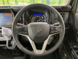【純正革巻きステアリング】上質な革を使用することで、手にしっかり馴染みとても運転しやすいハンドルです♪