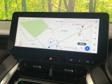 【12.3インチディスプレイオーディオ】スマートフォンと連携が可能な大画面ディスプレイオーディオです。スマートフォンのナビ機能を使用したり、Bluetooth接続で音楽もお楽しみいただけます!